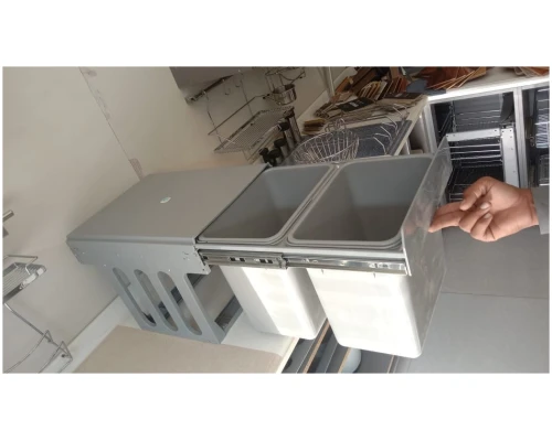 Double Dustbin 0025A